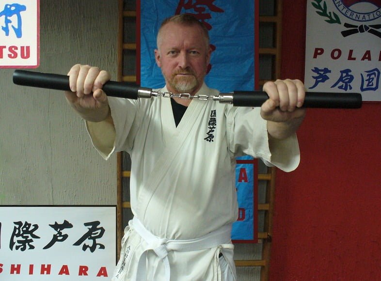 1 jpg piotr szklarczyk nunchaku