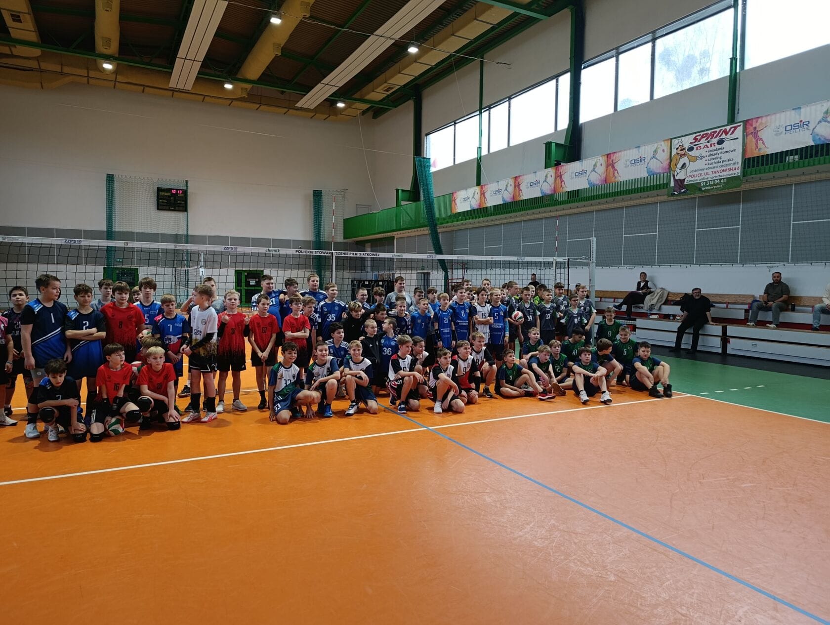 Młodzi siatkarze KS Stocznia Darłowo z kompletem zwycięstw w turnieju rozstawieniowym