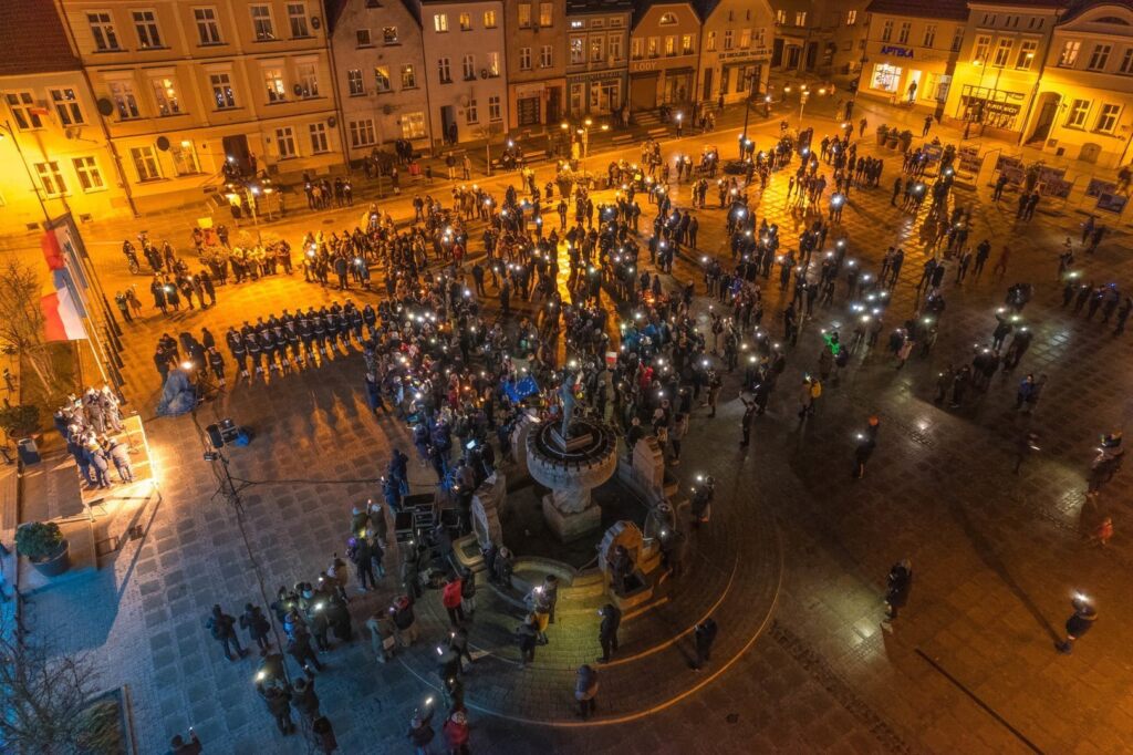 wiec solidarności z Ukrainą w Darłowie