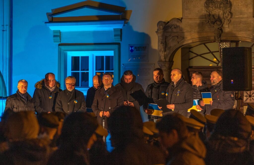 Wiec Solidarności z Ukrainą na darłowskim rynku