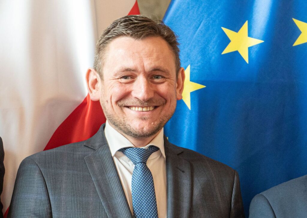 330939084 903517180869072 5483767157256807074 n