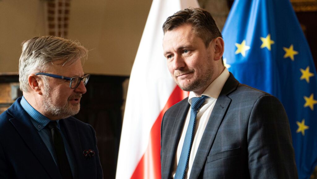 332143689 896045768270310 4588179904830834197 n