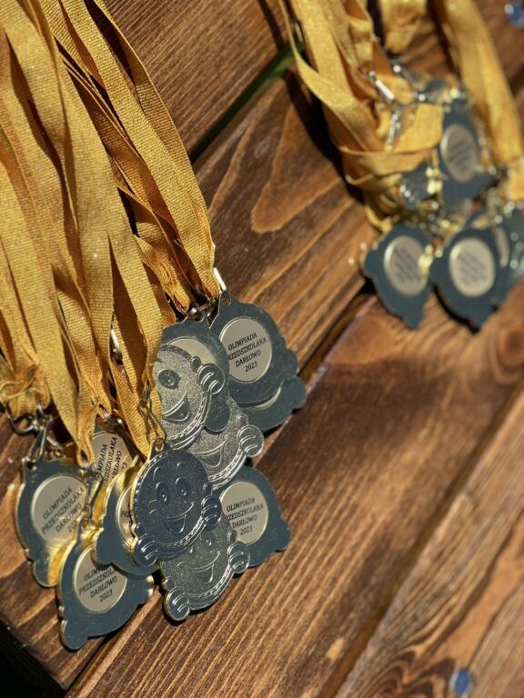 350993382 219321670872034 1614360665560614373 n