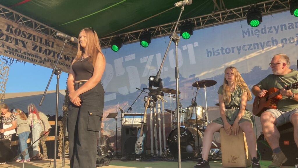 359521921 1909005886137144 250176344850075443 n