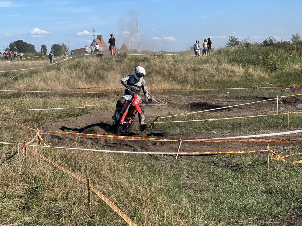 359733899 681496557326439 1526408134669189910 n