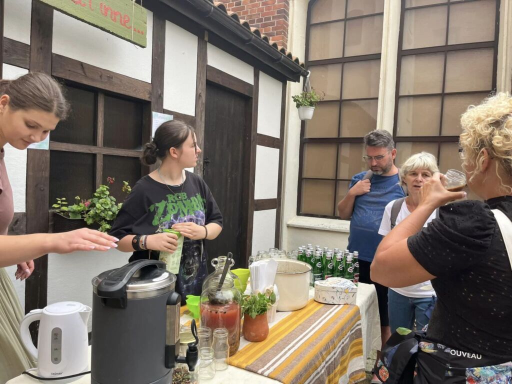 369613049 269066285913587 545924743496457838 n