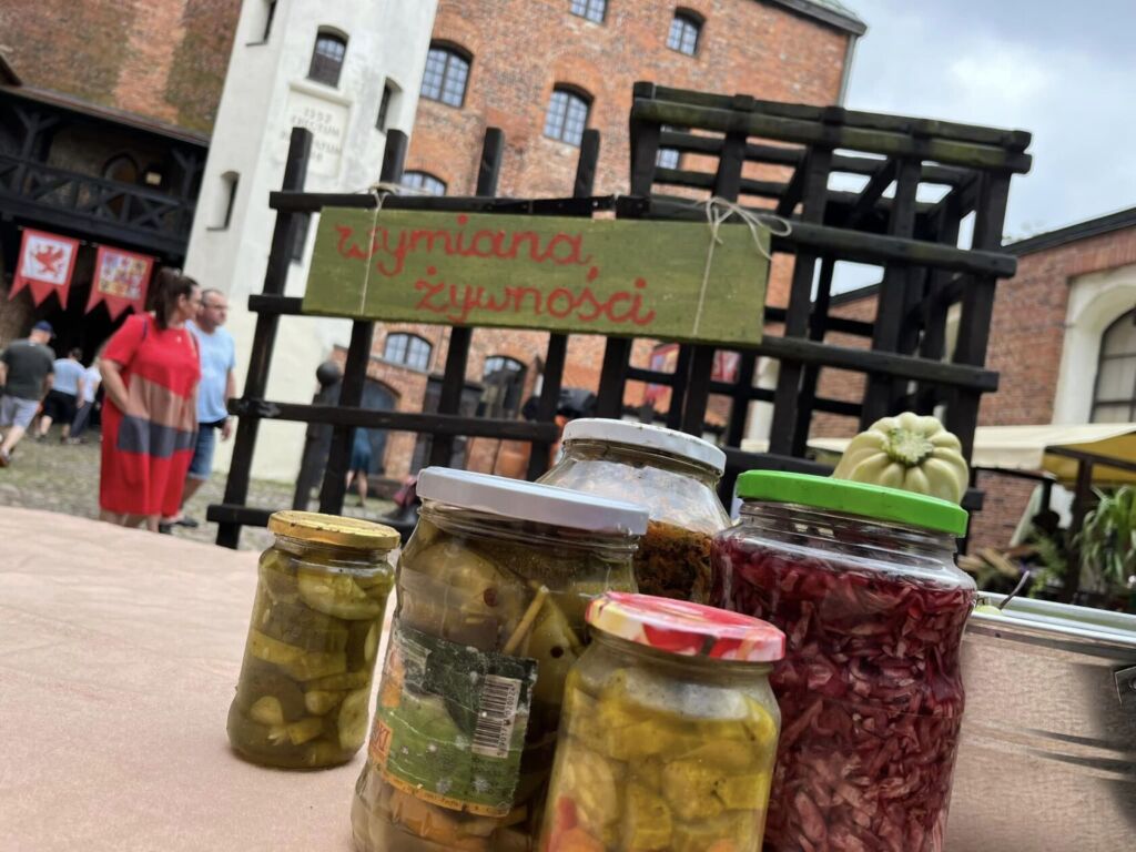 369630155 269062872580595 3930403770870859360 n