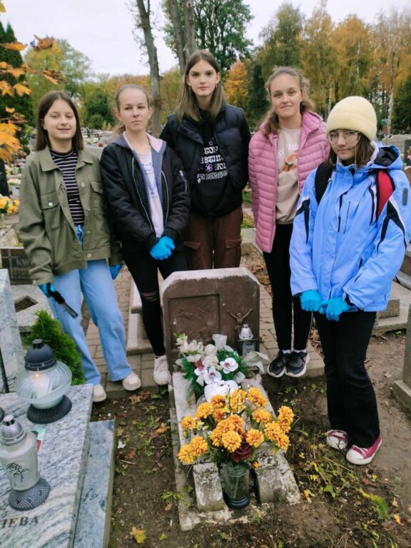 395321422 723441786489595 7684708135213389112 n