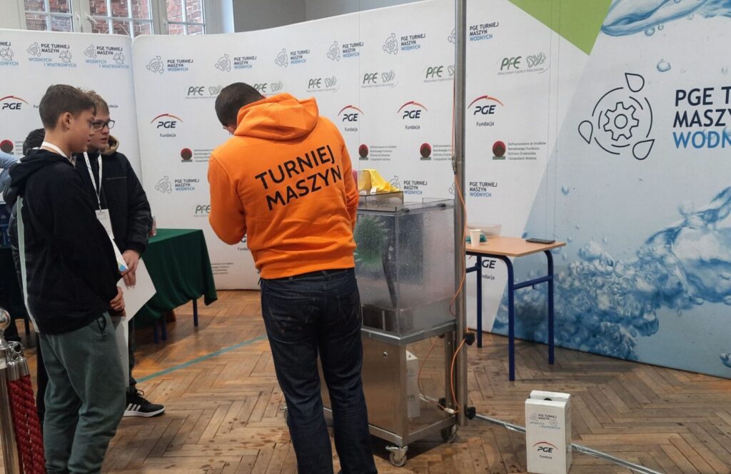 406367437 856707313128427 5928372492449176499 n