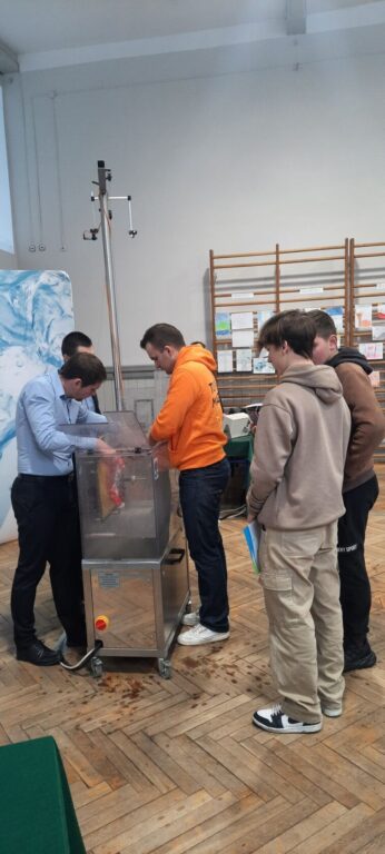 407249612 856707199795105 5895861007034706563 n