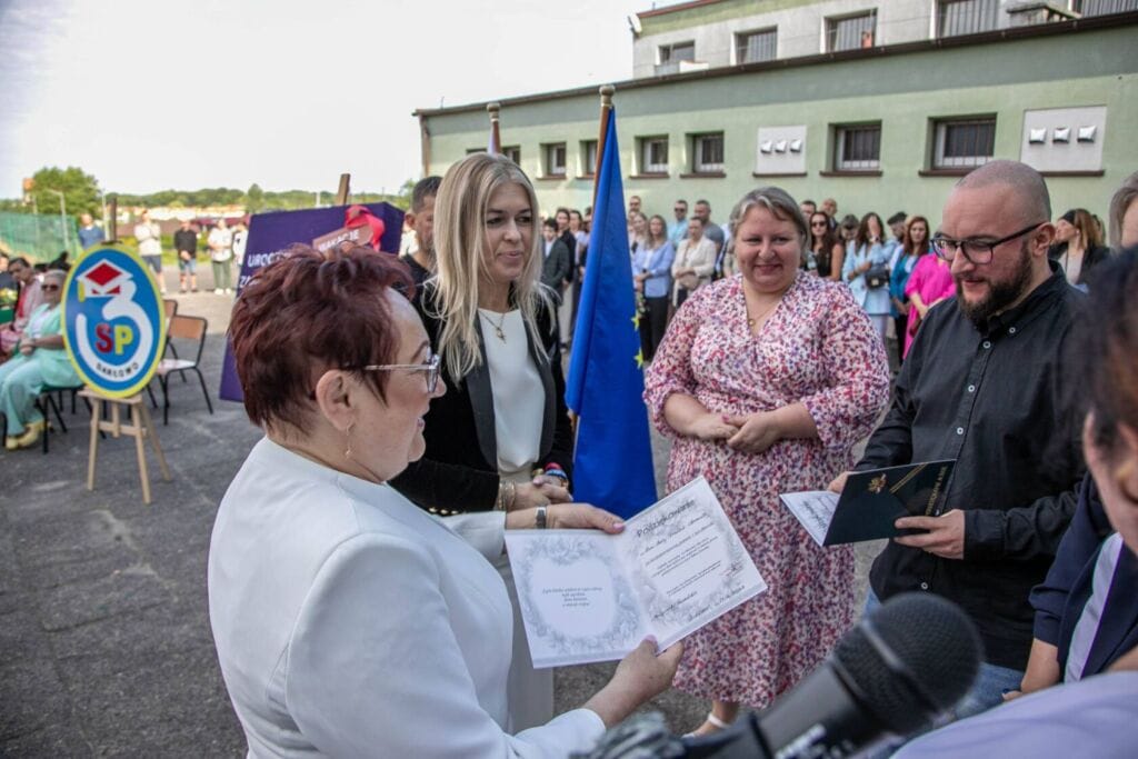 448696475 890689646430660 56894844277126966 n