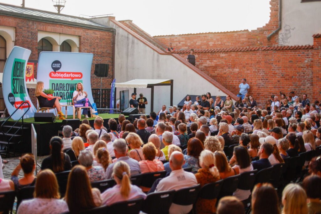 spotkanie z martyną wojciechowską 2fot. klarty