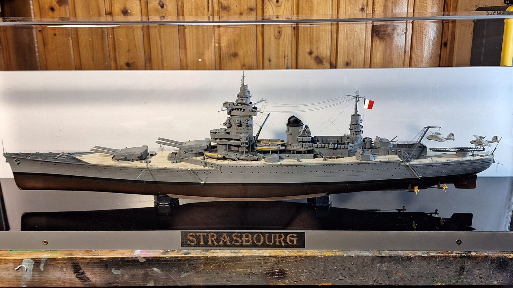 model strasbourg