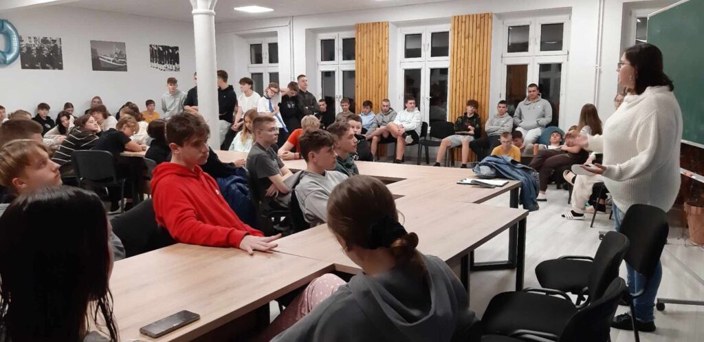 received 1825603551227760