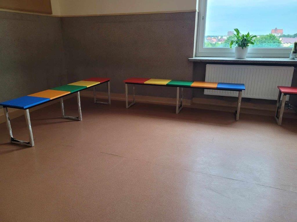 received 6449734641751933