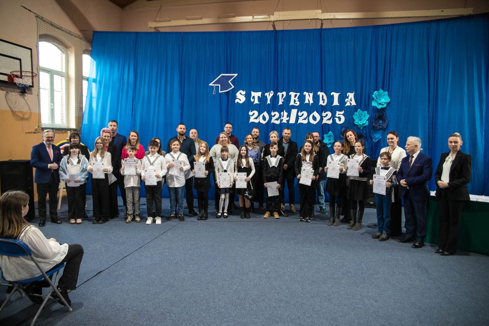 Stypendia, stypendia i po stypendiach